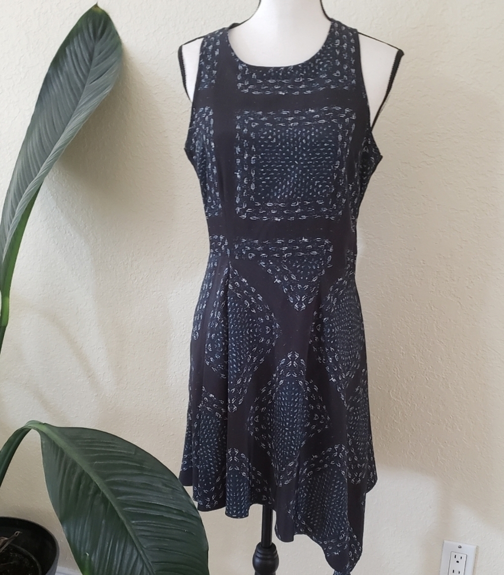Olive + Oak Asymmetrical Hem Print Dress NWT